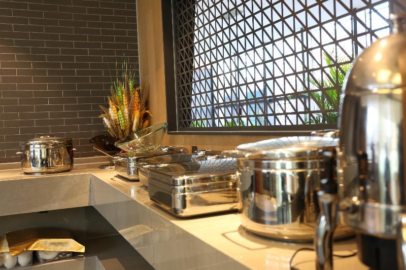 Qiu Guo Hotel Hua Mao Chaoyang  Extérieur photo