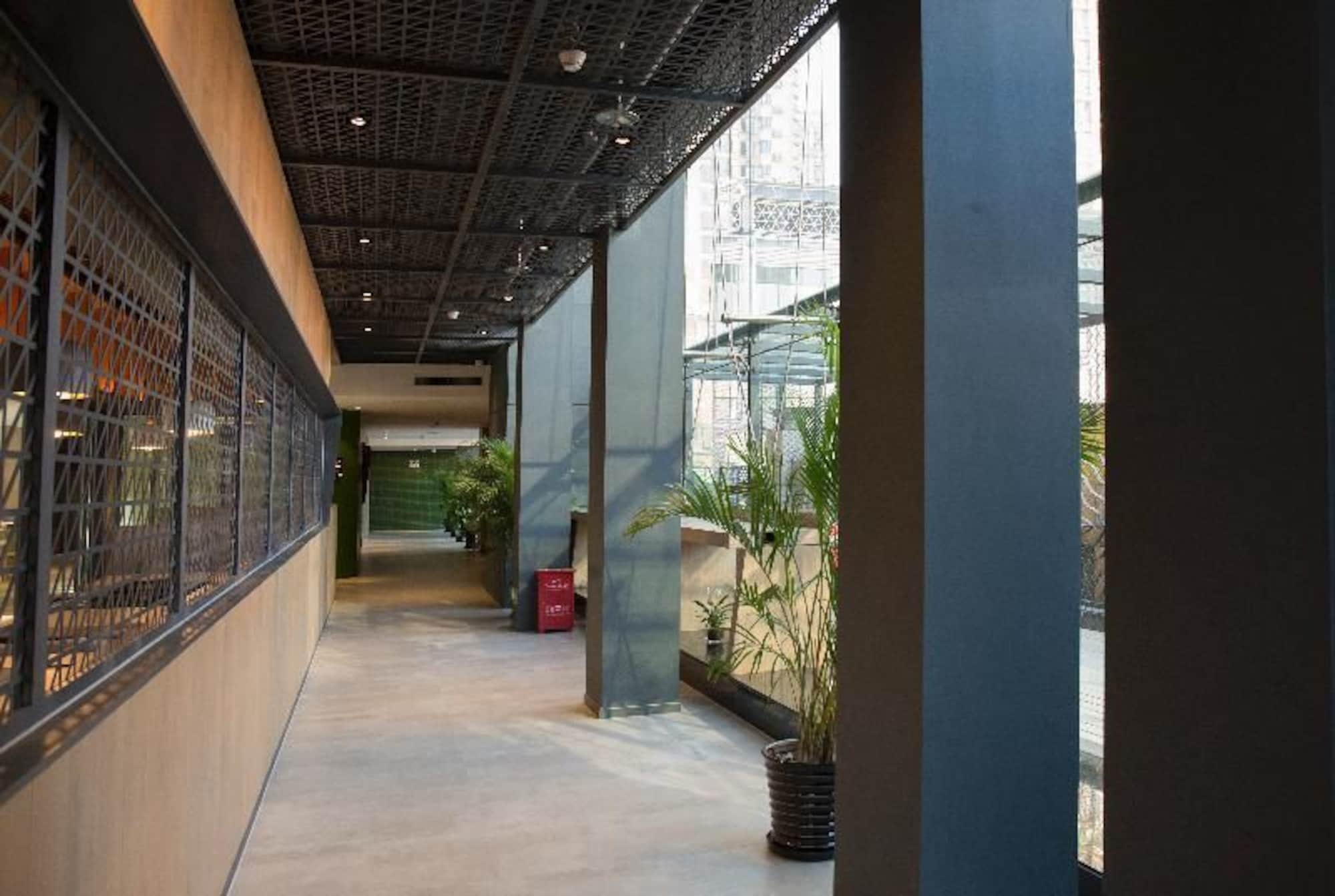 Qiu Guo Hotel Hua Mao Chaoyang  Extérieur photo